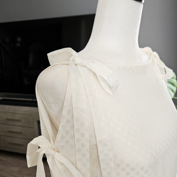 CLUB MONACO tie sleeve blouse - Picture 3 of 7